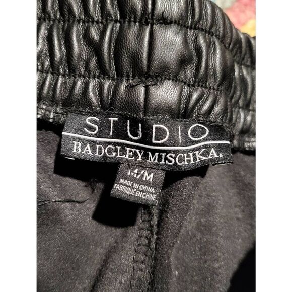 Badgley Mischka Studio Vegan Leather Joggers Black Women's Medium - Picture 3 of 4